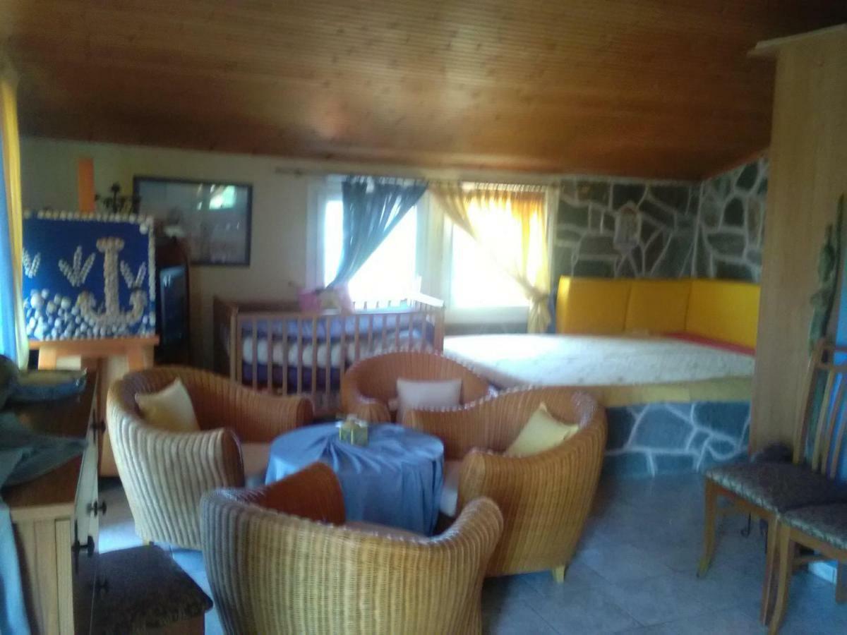 Villa Julia Nea Plagia Zewnętrze zdjęcie